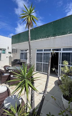 Apartamento à venda com 393m², 6 quartos e 4 vagas Apartamento à venda com 393m², 6 quartos e 4 vagasVaranda