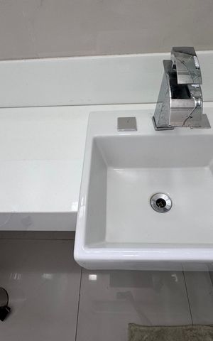 Apartamento à venda com 393m², 6 quartos e 4 vagas Apartamento à venda com 393m², 6 quartos e 4 vagasSuíte 1 - Banheiro