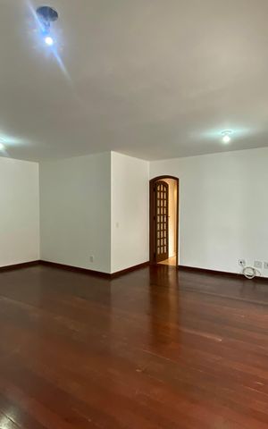 Apartamento para alugar com 103m², 2 quartos e 1 vaga Apartamento para alugar com 103m², 2 quartos e 1 vagaSala
