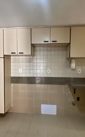 Apartamento para alugar com 103m², 2 quartos e 1 vaga Apartamento para alugar com 103m², 2 quartos e 1 vagaCozinha