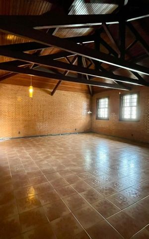 Casa à venda com 550m², 6 quartos e 8 vagas Casa à venda com 550m², 6 quartos e 8 vagasquarto 2