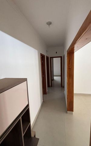Casa para alugar com 230m², 4 quartos e 2 vagas