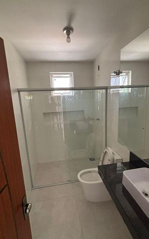 Casa para alugar com 230m², 4 quartos e 2 vagas