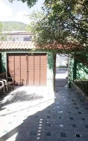 Casa à venda com 199m², 3 quartos e 2 vagas