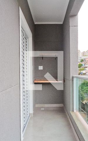 Apartamento para alugar com 64m², 2 quartos e sem vaga Apartamento para alugar com 64m², 2 quartos e sem vagaVaranda