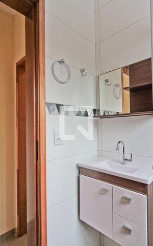 Apartamento para alugar com 65m², 2 quartos e sem vaga Apartamento para alugar com 65m², 2 quartos e sem vagaBanheiro