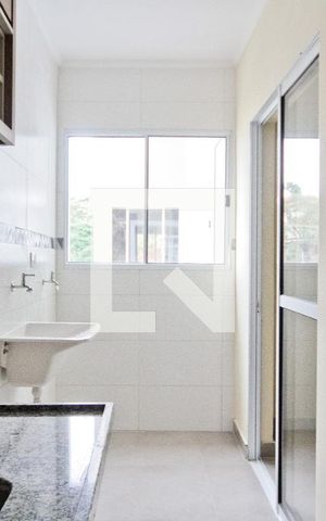 Apartamento para alugar com 65m², 2 quartos e sem vaga Apartamento para alugar com 65m², 2 quartos e sem vagaCozinha