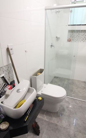 Casa à venda com 180m², 3 quartos e 4 vagasBanheiro 2