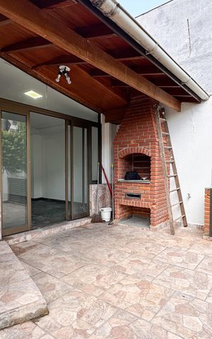 Casa à venda com 216m², 3 quartos e 3 vagasÁrea gourmet
