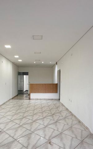 Casa à venda com 216m², 3 quartos e 3 vagasSala