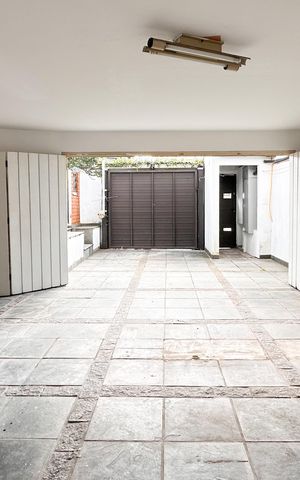 Casa à venda com 216m², 3 quartos e 3 vagasGaragem