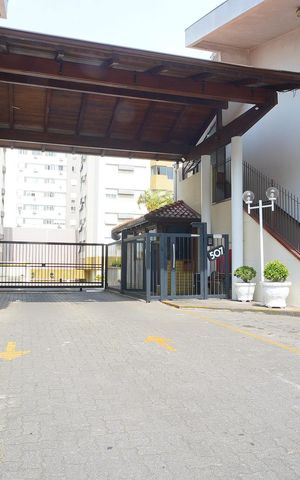 Apartamento à venda com 219m², 2 quartos e 2 vagasFachado do condomínio