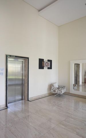 Apartamento à venda com 90m², 3 quartos e 2 vagasHall Social