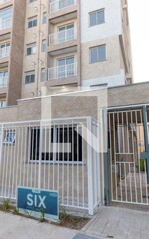 Apartamento à venda com 37m², 2 quartos e sem vaga Apartamento à venda com 37m², 2 quartos e sem vagaFachada
