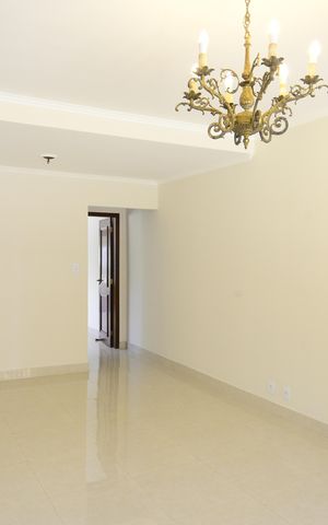 Casa à venda com 300m², 3 quartos e 3 vagasSala