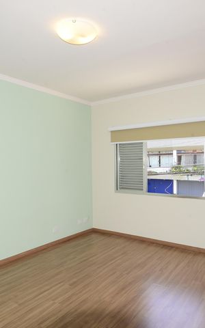 Casa à venda com 300m², 3 quartos e 3 vagasSuíte 2