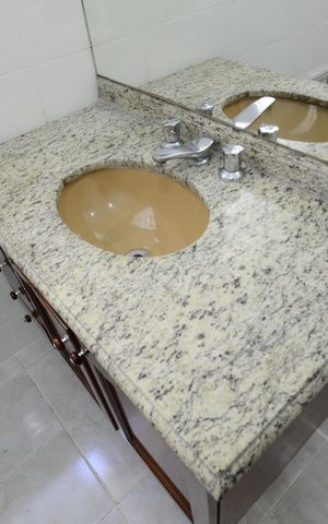 Casa à venda com 300m², 3 quartos e 3 vagasBanheiro
