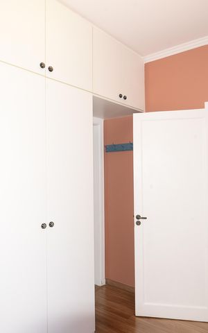 Casa à venda com 300m², 3 quartos e 3 vagasSuíte 2