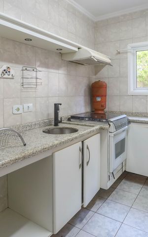 Casa de condomínio à venda com 208m², 3 quartos e 2 vagas Casa de condomínio à venda com 208m², 3 quartos e 2 vagasCozinha