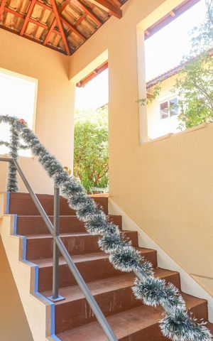 Casa de condomínio à venda com 208m², 3 quartos e 2 vagas Casa de condomínio à venda com 208m², 3 quartos e 2 vagasHall de entrada