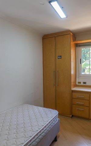 Casa de condomínio à venda com 208m², 3 quartos e 2 vagas Casa de condomínio à venda com 208m², 3 quartos e 2 vagasQuarto 3