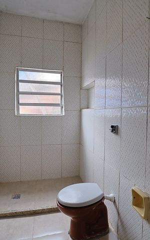 Casa para alugar com 70m², 2 quartos e 1 vagaBanheiro