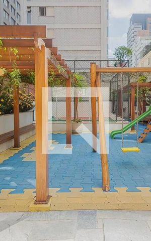Apartamento para alugar com 156m², 3 quartos e 1 vaga Apartamento para alugar com 156m², 3 quartos e 1 vagaÁrea comum - Playground