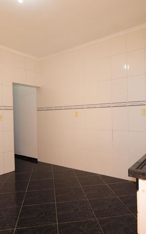 Casa à venda com 200m², 4 quartos e 4 vagasSala e Cozinha Casa 2