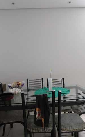 Casa à venda com 200m², 4 quartos e 4 vagasSala e Cozinha