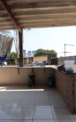 Casa à venda com 200m², 4 quartos e 4 vagasLavanderia
