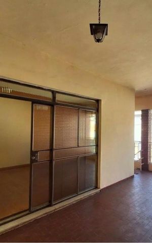 Casa à venda com 345m², 4 quartos e 2 vagas