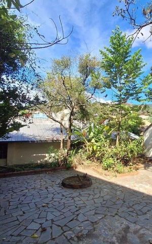 Casa à venda com 345m², 4 quartos e 2 vagas