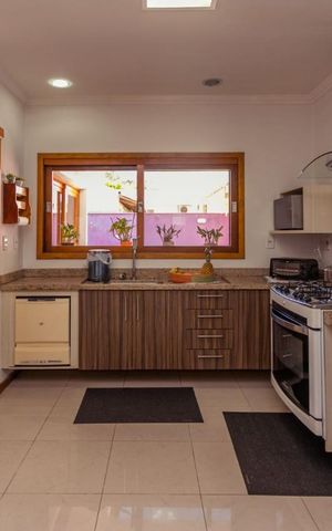 Casa de condomínio à venda com 271m², 3 quartos e 3 vagas Casa de condomínio à venda com 271m², 3 quartos e 3 vagasFoto 10