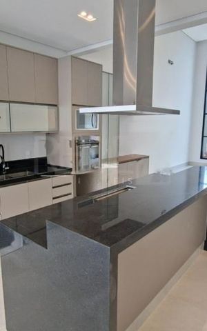 Casa à venda com 187m², 3 quartos e 4 vagasFoto 01