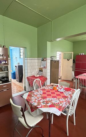 Casa à venda com 600m², 4 quartos e 3 vagasCozinha