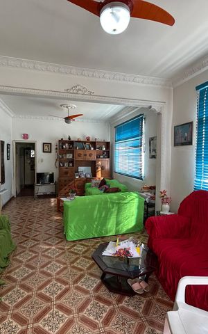 Casa à venda com 600m², 4 quartos e 3 vagasSala