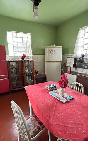 Casa à venda com 600m², 4 quartos e 3 vagasCopa