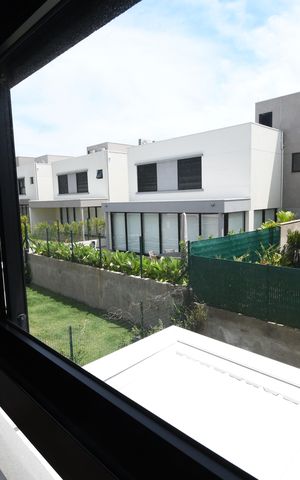 Casa de condomínio à venda com 225m², 3 quartos e 2 vagasVista da Suíte 1