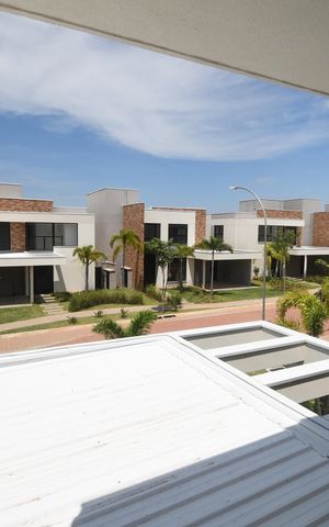 Casa de condomínio à venda com 225m², 3 quartos e 2 vagasVista da Suíte 3