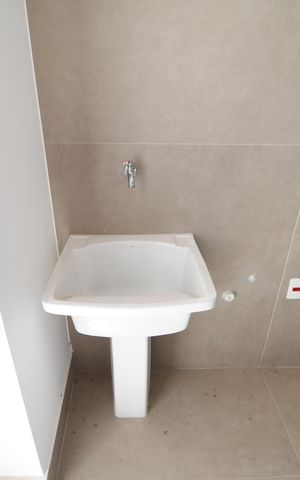 Casa de condomínio à venda com 225m², 3 quartos e 2 vagasÁrea de Serviço