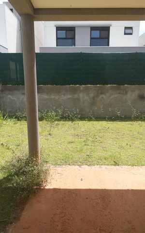 Casa de condomínio à venda com 225m², 3 quartos e 2 vagasVista Sala 1