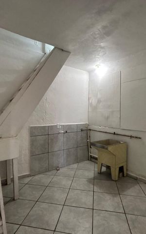 Casa para alugar com 360m², 4 quartos e 2 vagas Casa para alugar com 360m², 4 quartos e 2 vagasÁrea de serviço