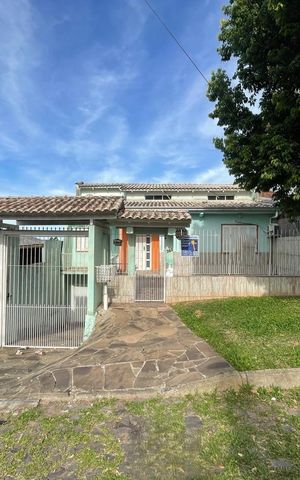 Casa para alugar com 360m², 4 quartos e 2 vagas Casa para alugar com 360m², 4 quartos e 2 vagasFachada