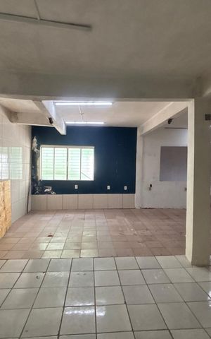 Casa para alugar com 360m², 4 quartos e 2 vagas Casa para alugar com 360m², 4 quartos e 2 vagasÁrea comum