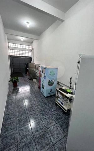 Casa à venda com 200m², 3 quartos e 4 vagas