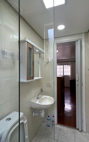 Apartamento à venda com 55m², 2 quartos e 1 vaga Apartamento à venda com 55m², 2 quartos e 1 vagaBanheiro
