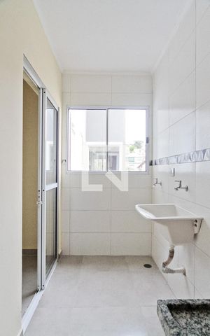 Apartamento para alugar com 65m², 2 quartos e sem vaga Apartamento para alugar com 65m², 2 quartos e sem vagaÁrea de serviço