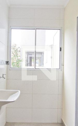 Apartamento para alugar com 65m², 2 quartos e sem vaga Apartamento para alugar com 65m², 2 quartos e sem vagaÁrea de serviço