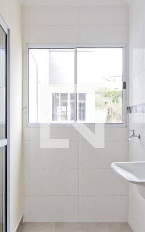 Apartamento para alugar com 65m², 2 quartos e sem vaga Apartamento para alugar com 65m², 2 quartos e sem vagaÁrea de serviço