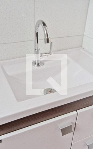 Apartamento para alugar com 65m², 2 quartos e sem vaga Apartamento para alugar com 65m², 2 quartos e sem vagaBanheiro